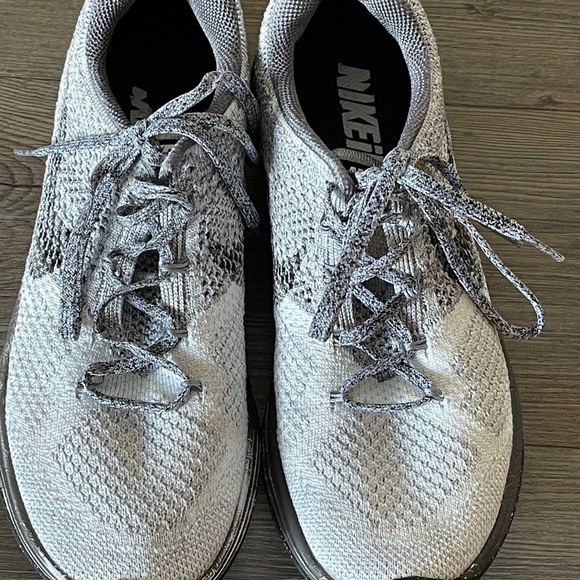 Nike ID Lunarlon custom made black/grey/white - Picture 2 of 6